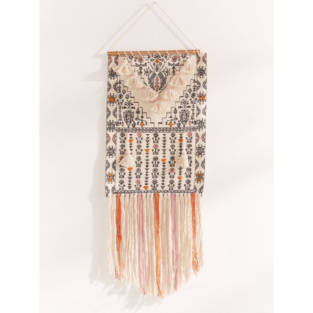 Mini tassel hanging tapestry